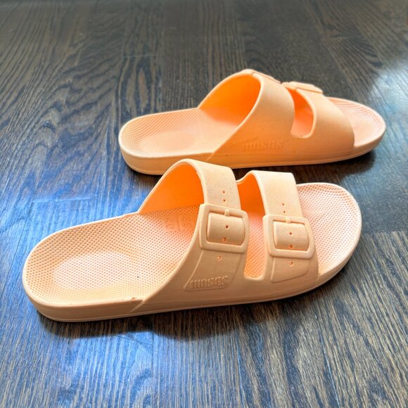 Freedom Moses Two Band Sandal - Picture 2 of 4